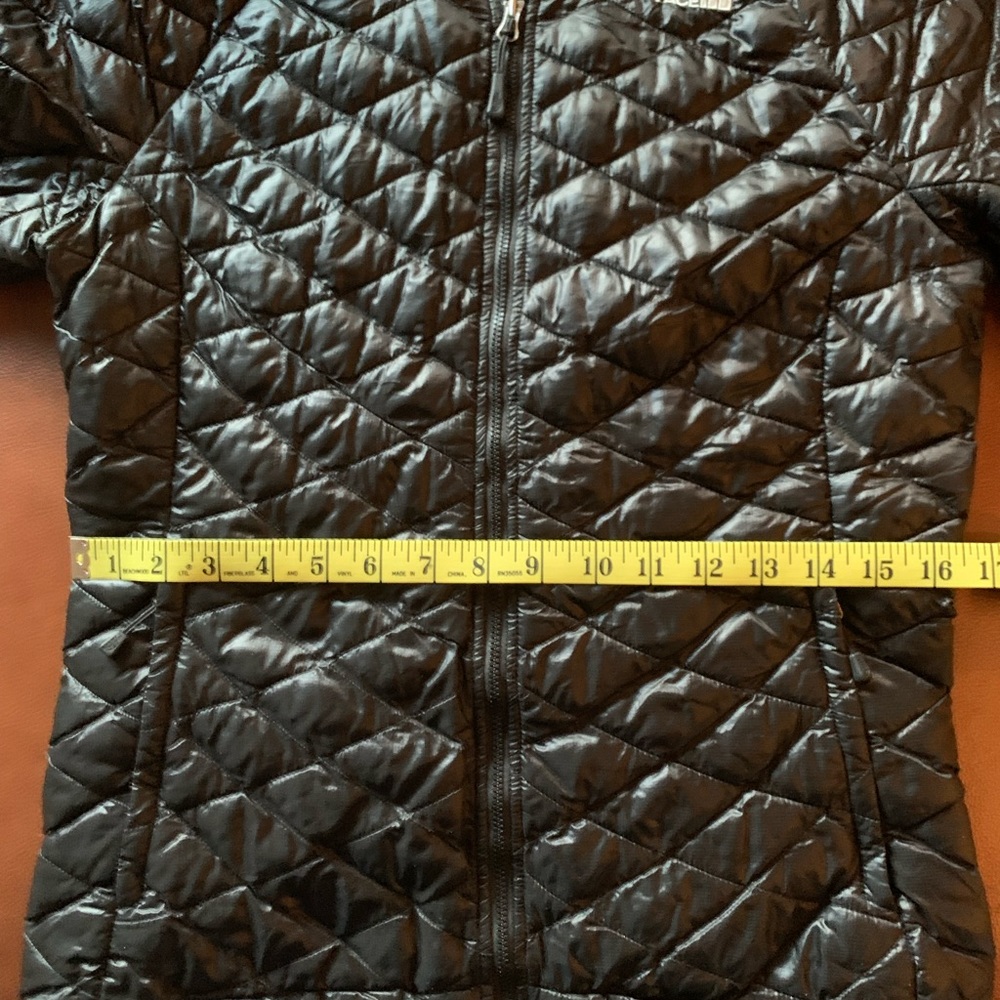 North Face Jacket Puffer Charcoal Black. Women’s Small. - Picture 9 of 13